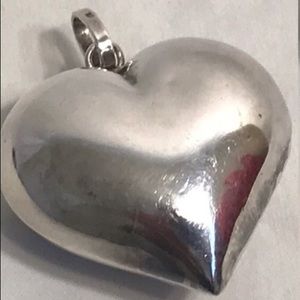 🔆 Silver heart pendant